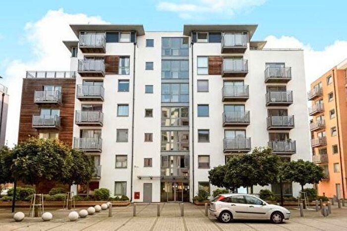 Studio To Rent In Deals Gateway, London, SE13