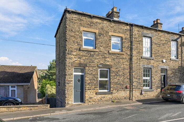 2 Bedroom Terraced House For Sale In Hole House Lane, Stocksbridge, Sheffield, S36