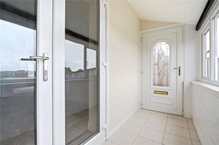 2 Bedroom Bungalow To Rent In Doxford Avenue, Hetton-le-Hole, Houghton Le Spring, Tyne And Wear, DH5