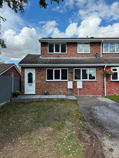 3 Bedroom Semi-Detached House To Rent In Barnfield Road, Upper Tean, ST10