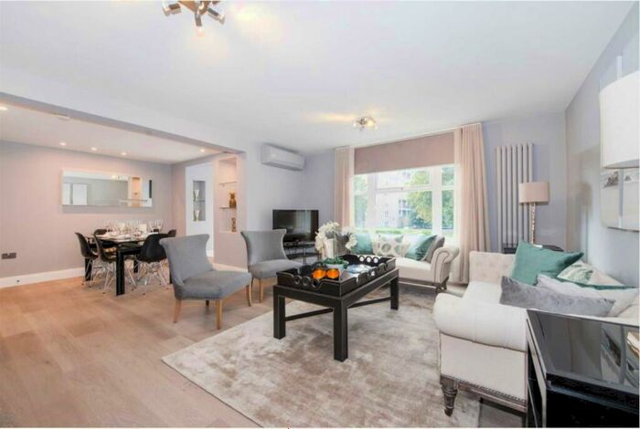 3 Bedroom Flat To Rent In St. John's Wood Park, St. John's Wood, NW8