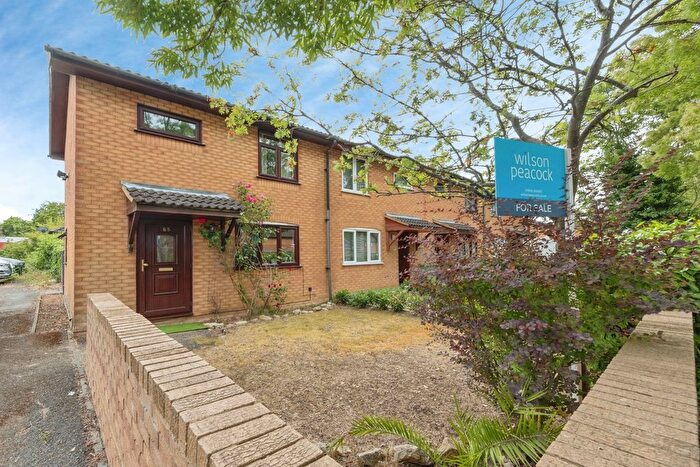 2 Bedroom End Of Terrace House For Sale In The Boundary, Milton Keynes, Buckinghamshire, MK6