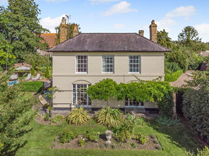 4 Bedroom Detached House For Sale In Canterbury Road, Wingham, Kent, CT3