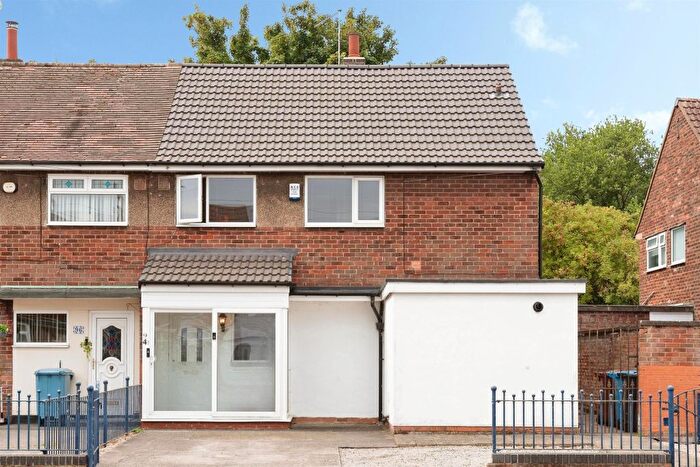 3 Bedroom End Of Terrace House For Sale In Bilsdale Grove, Hull, HU9