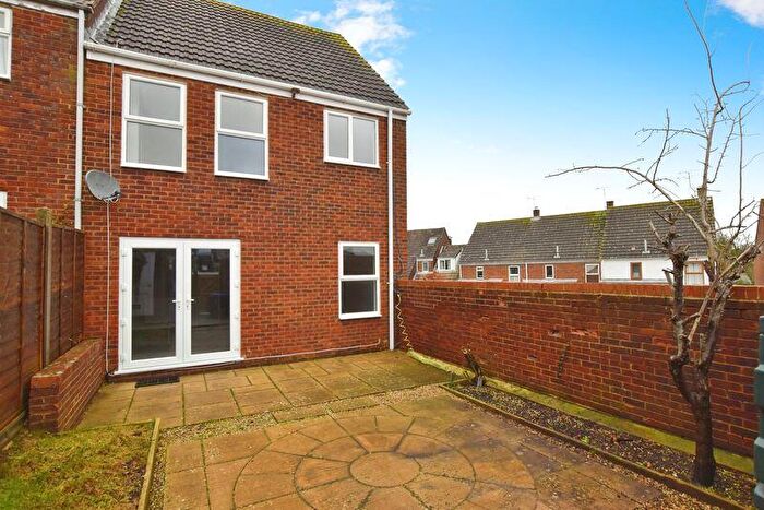 3 Bedroom End Of Terrace House For Sale In Saxon Leas, Salisbury ***Video Tour***, SP5