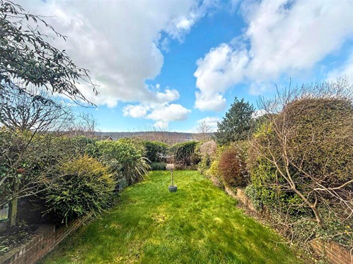 3 Bedroom Flat For Sale In Willingdon Road, Eastbourne, BN21