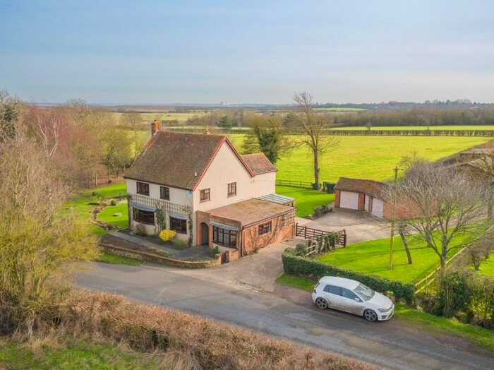 3 Bedroom Detached House For Sale In Back Road, Tolleshunt D'arcy, Maldon, CM9