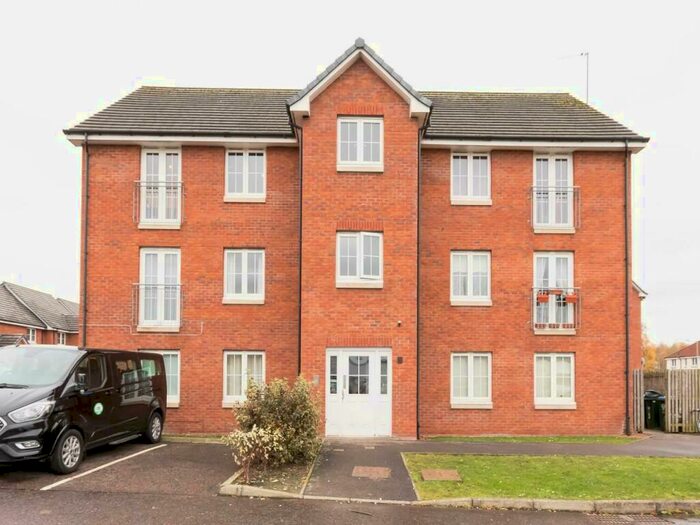 2 Bedroom Flat To Rent In Glenturret Place, Perth, PH1