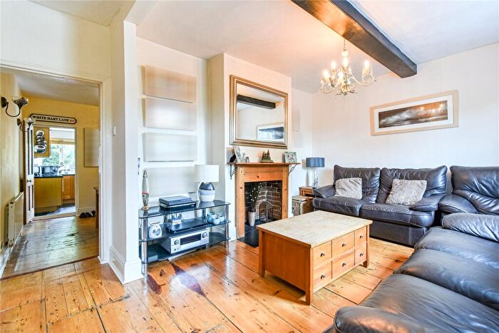 3 Bedroom Terraced House For Sale In Shaw Road, Newbury, Berkshire, RG14