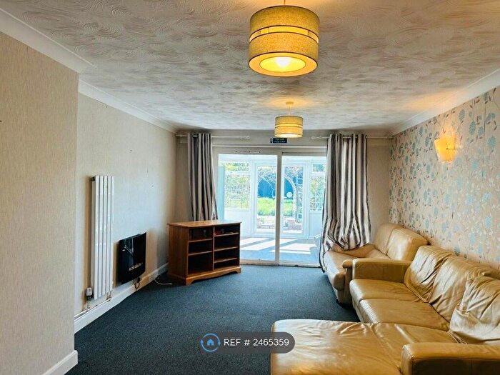 2 Bedroom Detached House To Rent In Tavistock Street, Bletchley, Milton Keynes, MK2