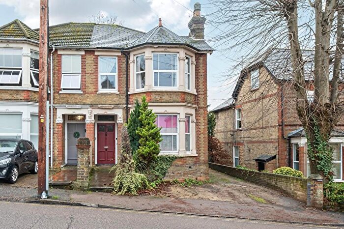 2 Bedroom Maisonette To Rent In Priory Road, Buckinghamshire, HP13