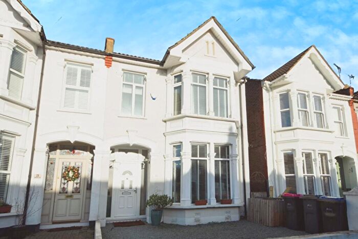 3 Bedroom End Of Terrace House For Sale In Wimborne Road, Southend-on-Sea, Essex, SS2