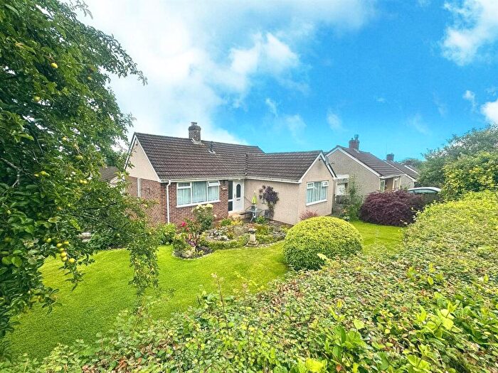 2 Bedroom Detached Bungalow For Sale In Littlefields Avenue, Banwell, BS29