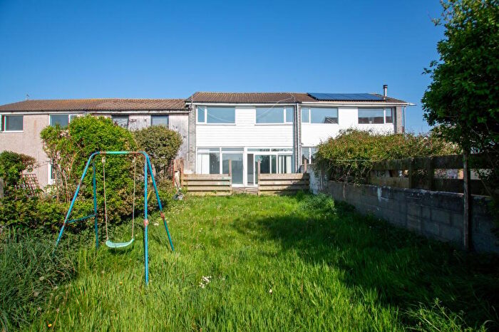 3 Bedroom Terraced House For Sale In Crigyll Road, Rhosneigr, LL64