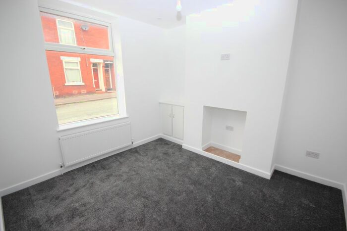 2 Bedroom Terraced House To Rent In Waverley Road, Moston, M9
