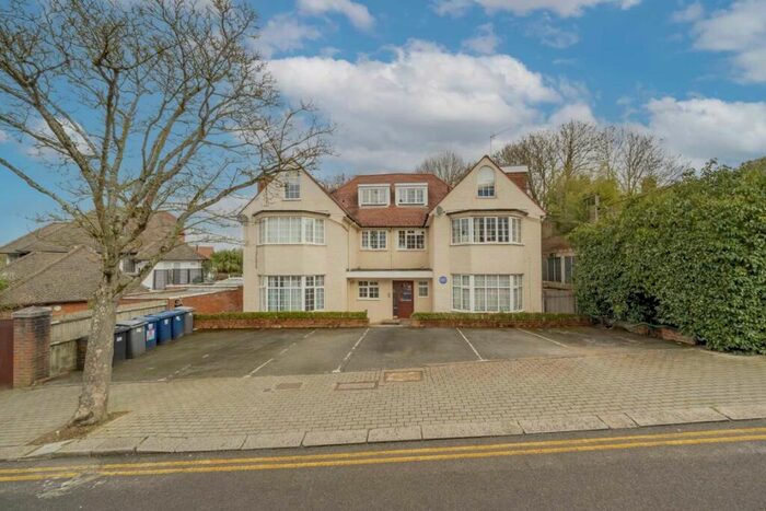 1 Bedroom Flat To Rent In Hodford Road, Golders Green, NW11