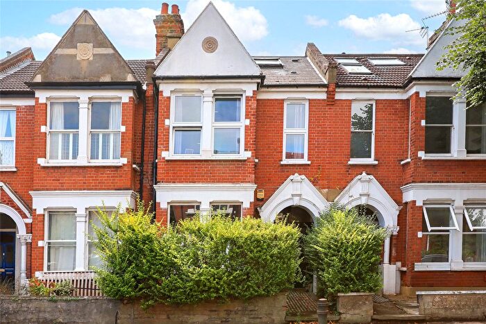 2 Bedroom Flat For Sale In Southfield Road, London, W4