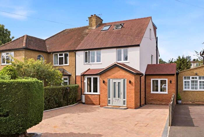 5 Bedroom Semi-Detached House To Rent In Burston Drive, Park Street, St. Albans, Hertfordshire, AL2
