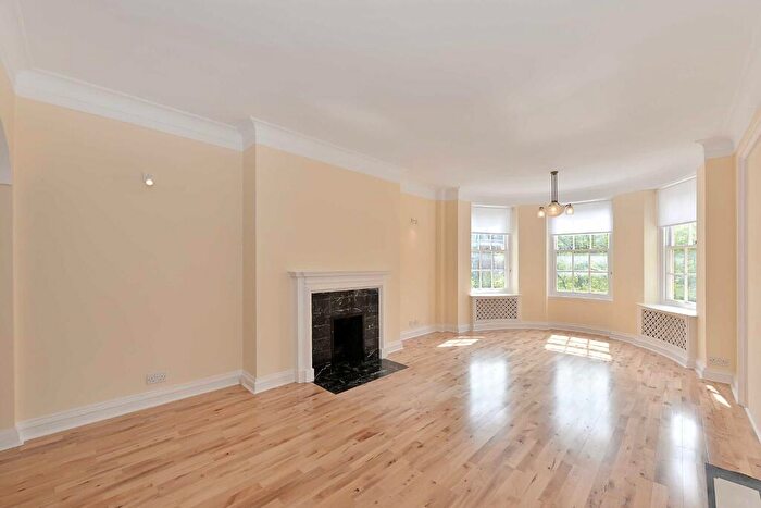 3 Bedroom Apartment To Rent In South Lodge, Circus Road, St John's Wood, London, NW8