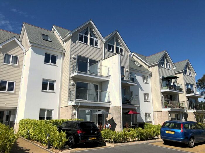 3 Bedroom Apartment To Rent In Lynwood Gardens, Alexandra Road, St Austell, Cornwall, PL25