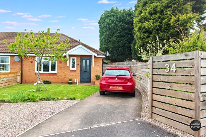2 Bedroom Detached Bungalow For Sale In Kings Crescent, Hereford, HR1