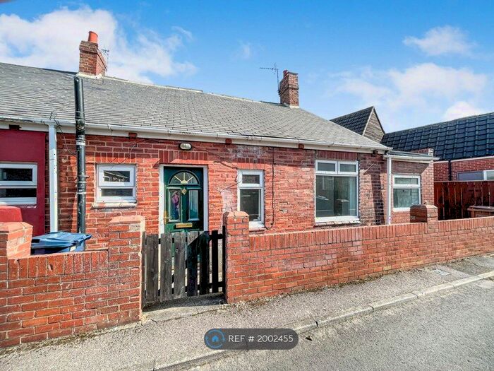 2 Bedroom Bungalow To Rent In Halgarth Bungalows, Hetton-Le-Hole, Houghton Le Spring, DH5