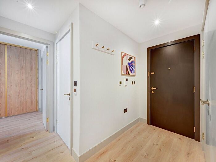 2 Bedroom Apartment To Rent In Draycote, Caversham Rd, NW9