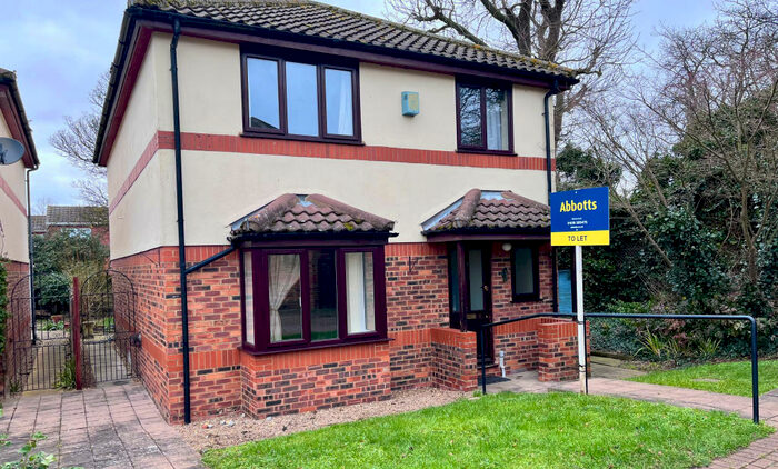 4 Bedroom House To Rent In Fairlawns, Newmarket, CB8