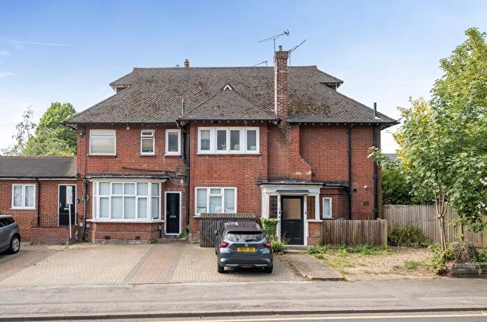 1 Bedroom Flat For Sale In Langley Road, Nascot Wood, Watford, WD17