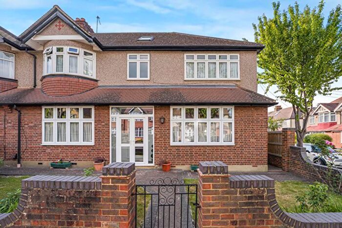 6 Bedroom Semi Detached House For Sale In Craybrooke Road, Sidcup, DA14