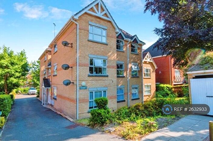 2 Bedroom Penthouse To Rent In Winchester Mews, Southampton, SO17
