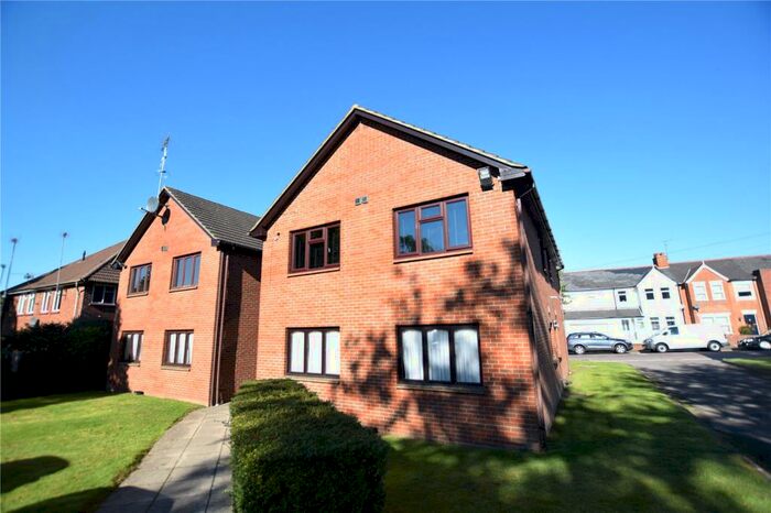 1 Bedroom Apartment To Rent In Nutfield Court, Cromwell Road, Camberley, Surrey, GU15