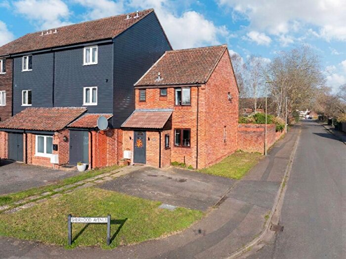 3 Bedroom End Of Terrace House For Sale In Sherwood Avenue, Abingdon, OX14