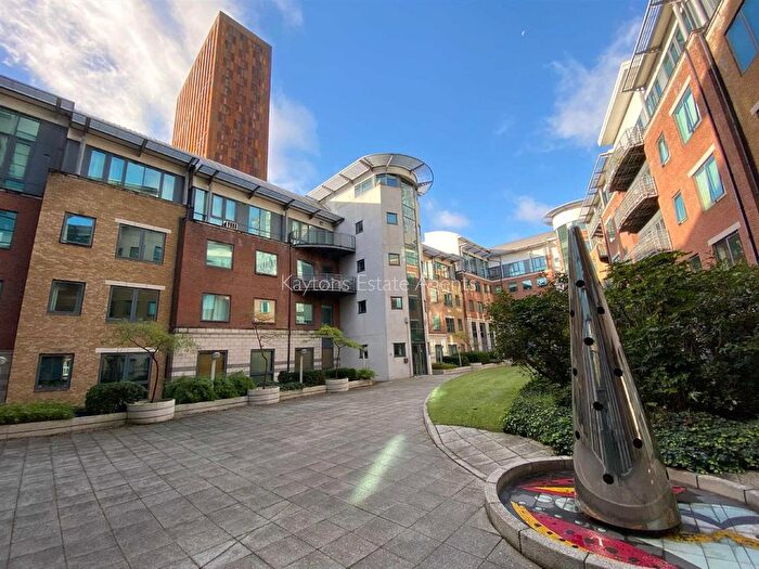 2 Bedroom Flat To Rent In City South, City Road East, Manchester, M15