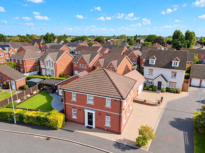 4 Bedroom Detached House For Sale In Water Mill Crescent, Sutton Coldfield, B76