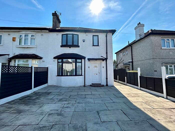 3 Bedroom Property To Rent In Newville Drive, Manchester, M20