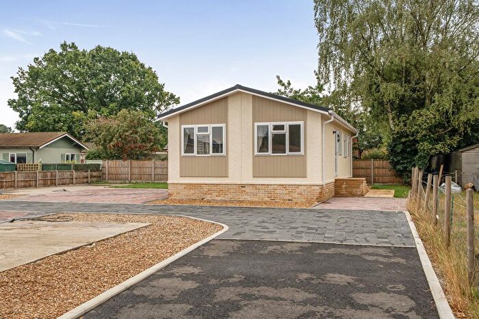 2 Bedroom Park Home For Sale In Broxburn Park, South Hykeham, Lincoln, LN6