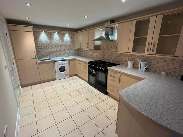 3 Bedroom Property To Rent In Eagle Way, Hampton Centre, Peterborough, PE7