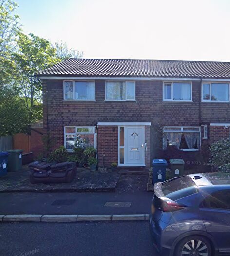 4 Bedroom Terraced House To Rent In Allington Road, Harrow, HA2