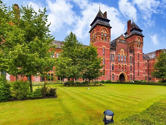 2 Bedroom Flat To Rent In Kingswood Hall, Middlewood, Sheffield, S6
