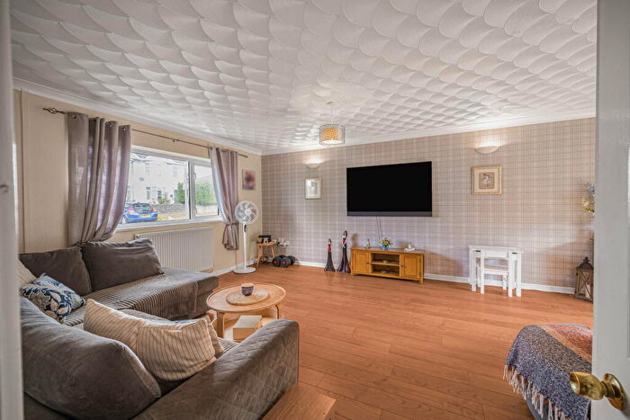 4 Bedroom Detached House For Sale In Brynna Road, Pencoed, Bridgend, CF35