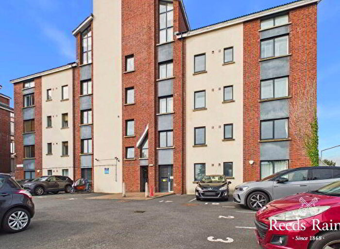 2 Bedroom Apartment / Flats For Sale In Apartment Short Strand, Belfast, BT5