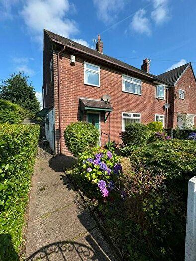 3 Bedroom End Of Terrace House For Sale In Burnby Walk, Manchester, M23
