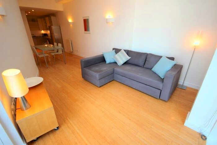 1 Bedroom Apartment To Rent In Century Buildings, St Marys Parsonage Manchester, M3