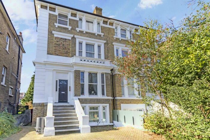 2 Bedroom Flat To Rent In Argyle Road, London, W13