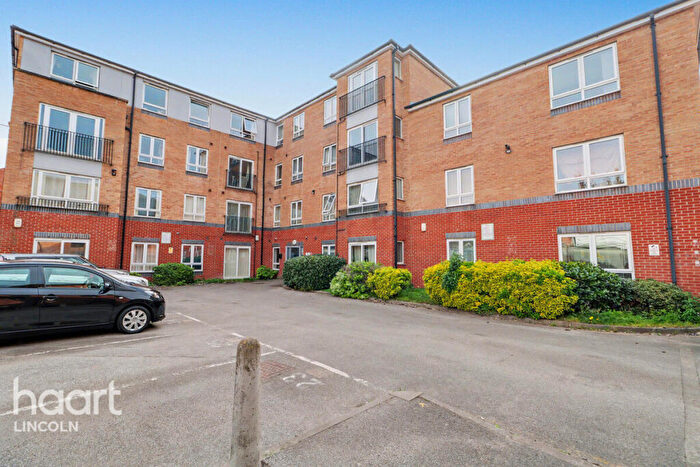 2 Bedroom Apartment For Sale In Tanners Court, Lincoln, LN5