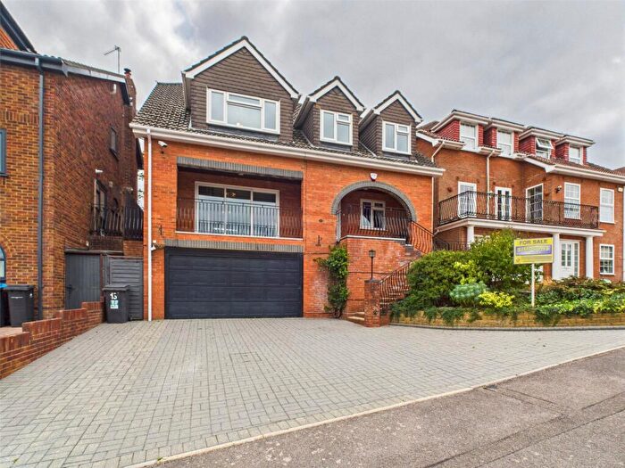 4 Bedroom Detached House For Sale In Shepherds Way, Bournemouth, Dorset, BH7