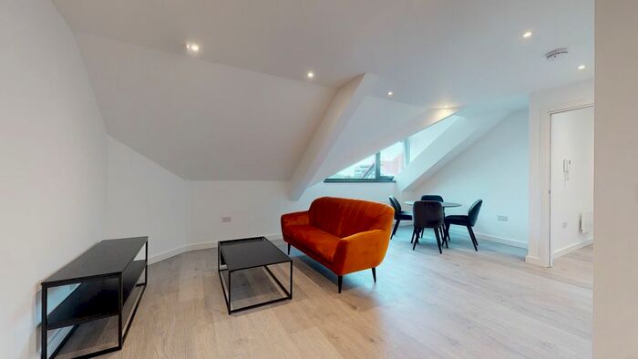 2 Bedroom Flat To Rent In Riverbank Way, Brentford, TW8