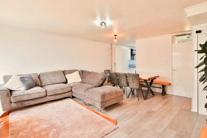 3 Bedroom Terraced House To Rent In Newborough Green, New Malden, KT3