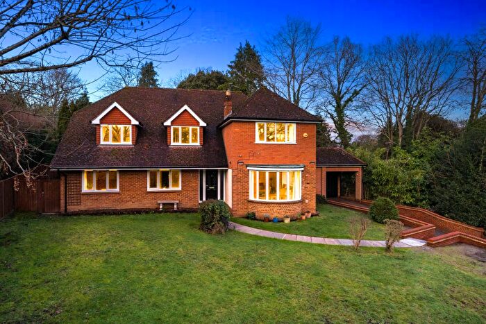 5 Bedroom Detached House For Sale In Jackmans Lane, St. Johns, Woking, GU21